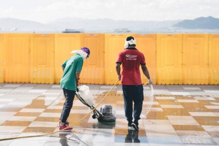 Masterclean-戶外洗地 使用專業高速洗地機洗地