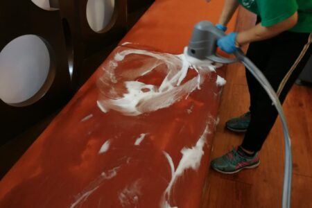 Masterclean-布藝清潔 椅子和梳化高溫蒸氣清洗及消毒服務