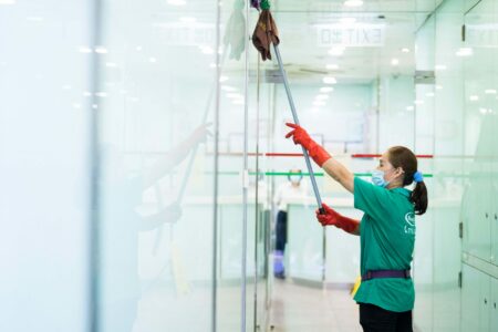 Masterclean-九龍高怡醫務中心醫療機構清潔 墻面表面清潔 專業清潔劑更放心