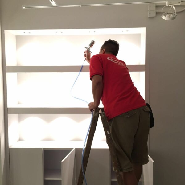 Masterclean-除甲醛-JP – 使用專業的納米噴槍,均勻地把ECO無光觸媒噴塗 Masterclean-除甲醛-JP – 使用專業的納米噴槍,均勻地把ECO無光觸媒噴塗
