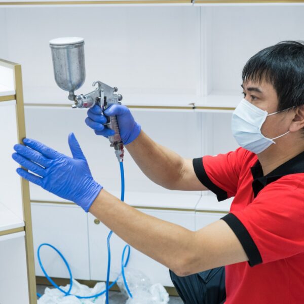 Masterclean-除甲醛-JP – 使用專業的納米噴槍,均勻地把ECO無光觸媒噴塗 Masterclean-除甲醛-JP – 使用專業的納米噴槍,均勻地把ECO無光觸媒噴塗