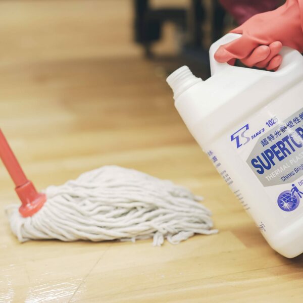 Masterclean-深層地板清潔 使用專業地板保養蠟水 延長地板壽命