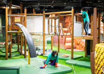 Masterclean-新界區將軍澳THE LOHAS康城夾公仔機鋪消毒 稀釋漂白水經常清潔同消毒各項遊樂設施