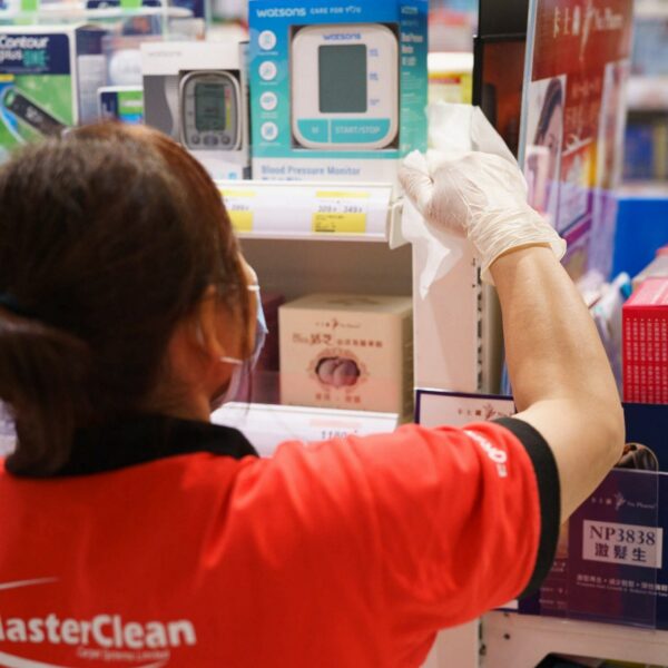 Masterclean-店鋪清潔 貨架消毒清潔 員工口罩手套佩戴齊全