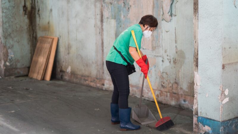 Masterclean-renovation-cleaning-factory Masterclean-裝修後清潔 倉庫清潔 穿戴環保衛生裝備