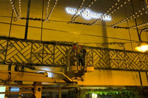 Masterclean-外墻天花板清潔 街燈車配合清潔 Masterclean-外墻天花板清潔 街燈車配合清潔