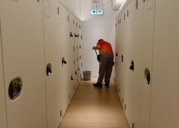 迷你倉地板清潔| Masterclean