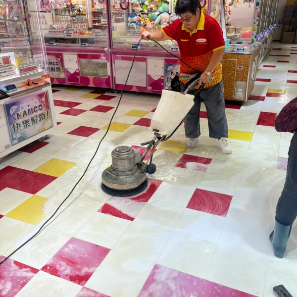 荃灣愉景新城Namco-滅蟲洗地定期清潔 | Masterclean